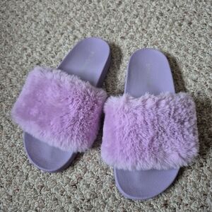 Steve Madden Purple Fuzzy Slide Sandals